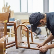 飛騨家具の職人イメージ画像